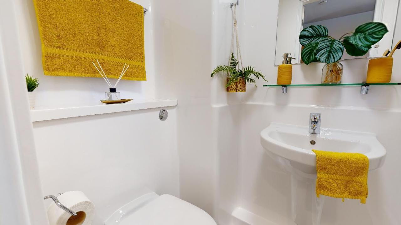 Appartamento Iq Altus House Leeds Leeds  Esterno foto